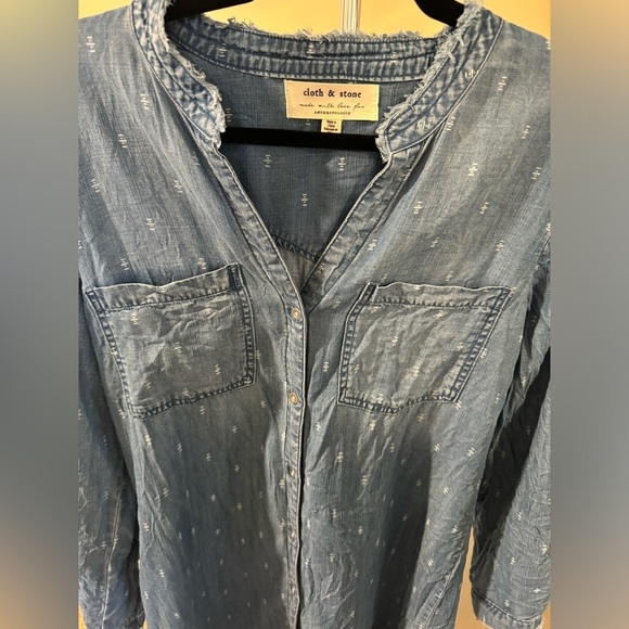 Cloth and Stone light wash Jean button up dress size small like new - Picture 2 of 7